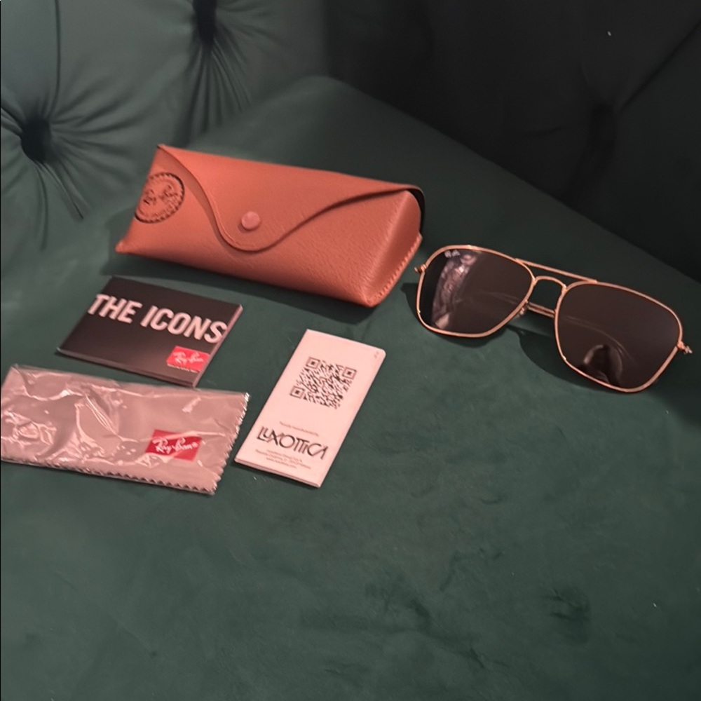 Ray-Ban Gold Frame Sunglasses with Brown Case
